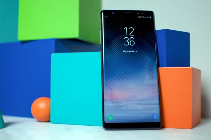 galaxy note 8 vs. galaxy s8 plus display