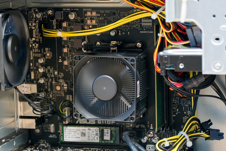 Asus G11DF review fan