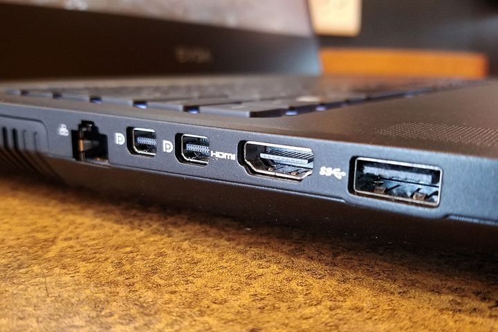 EVGA SC17 1080 review ports 2