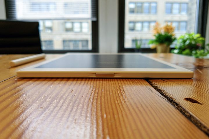 ReMarkable Tablet flat bottom
