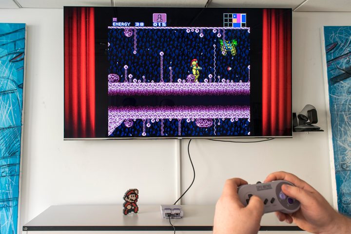 Playing "Super Metroid" on the SNES Classic Edition