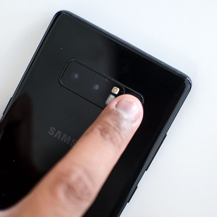 Samsung Galaxy Note 8 review fingerprint scan