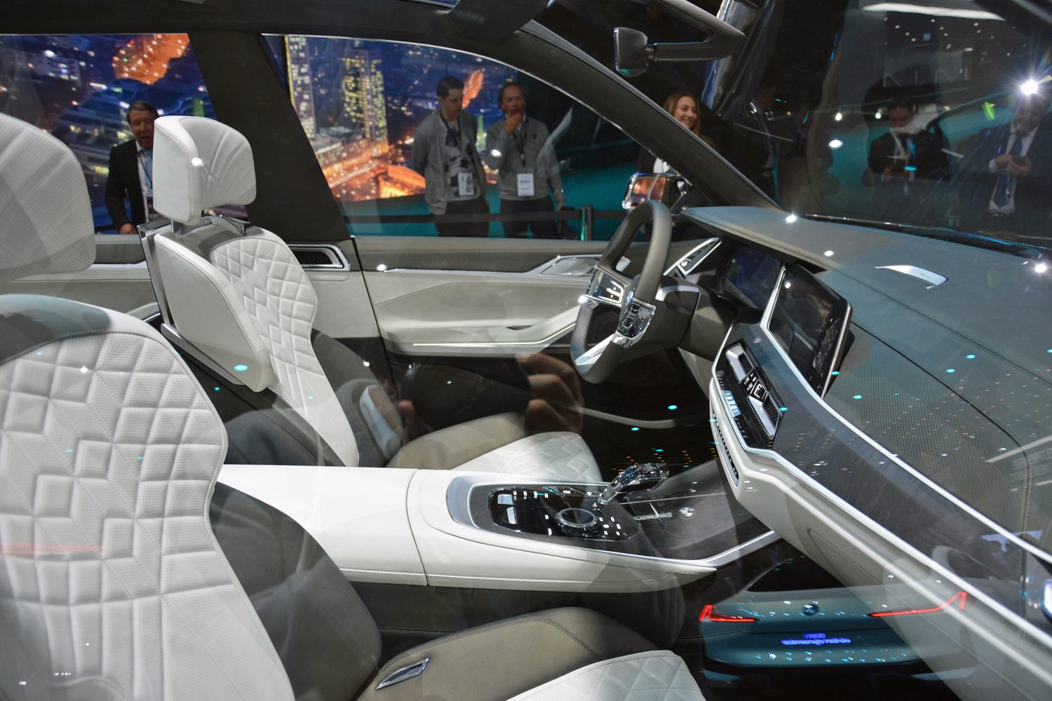 BMW Concept X7