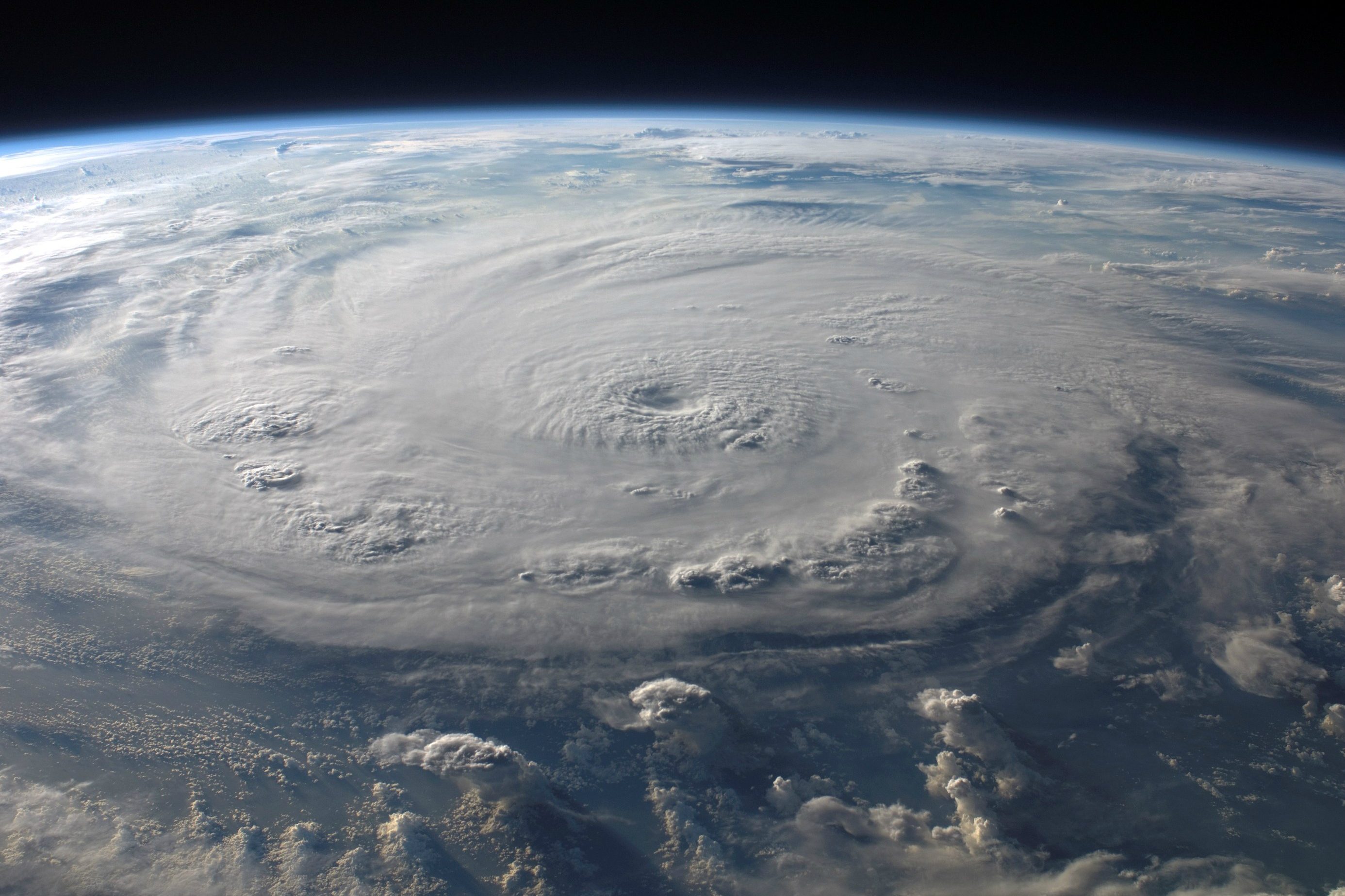 best hurricane trackers