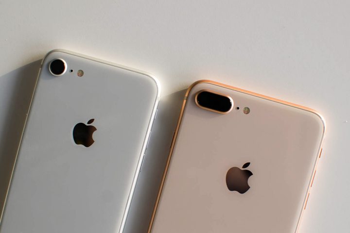 Apple iPhone 8 review duo diagonal