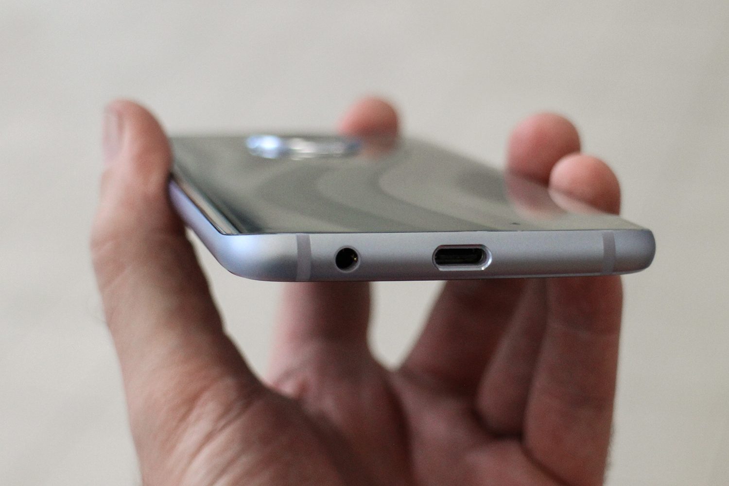 moto x4 vs. moto z2 force