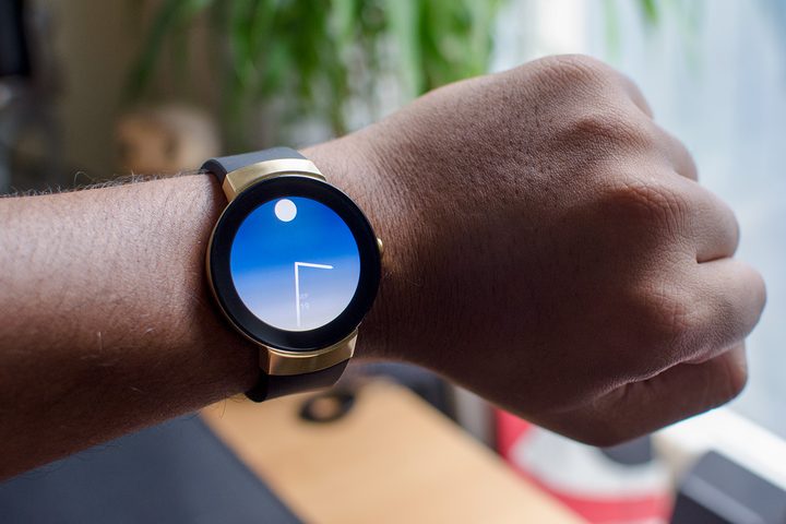 Movado Connect wrist color