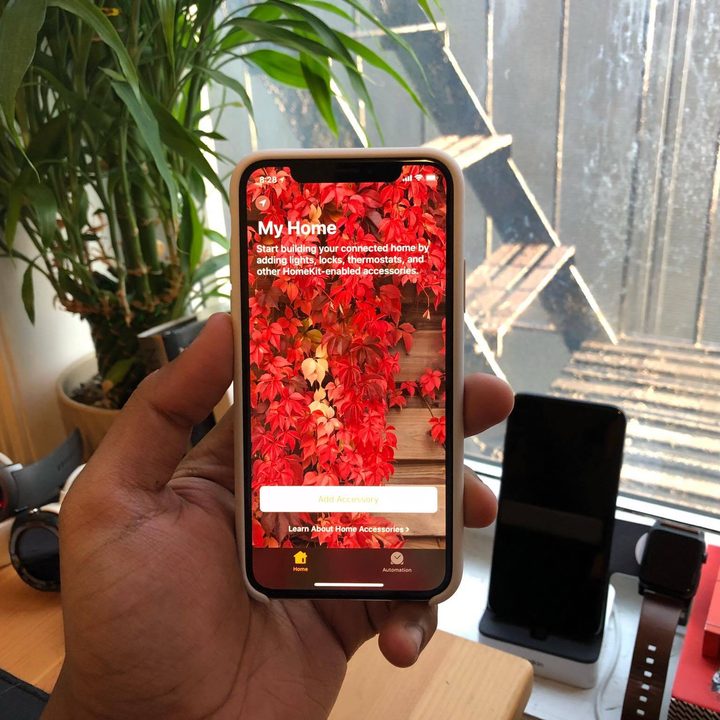 iPhone X with a supported app