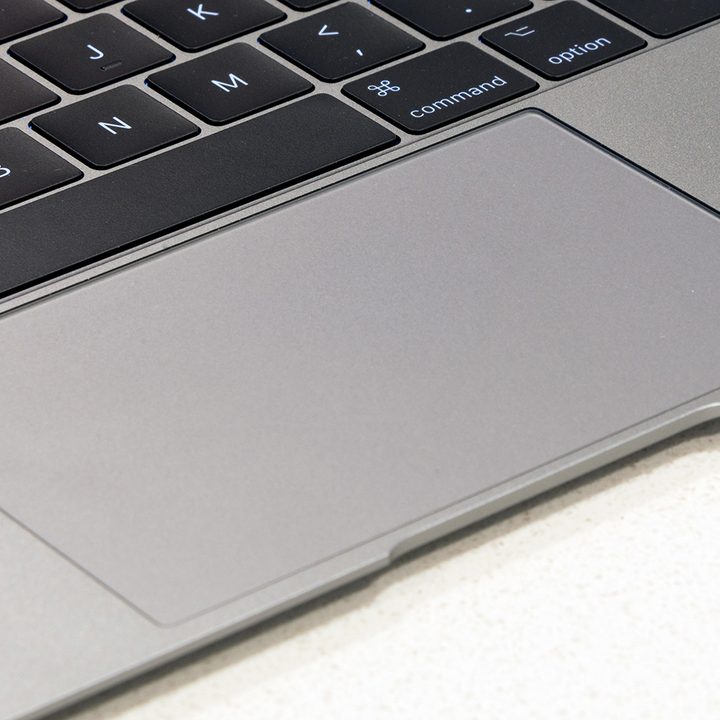 Apple MacBook-review-trackpad2