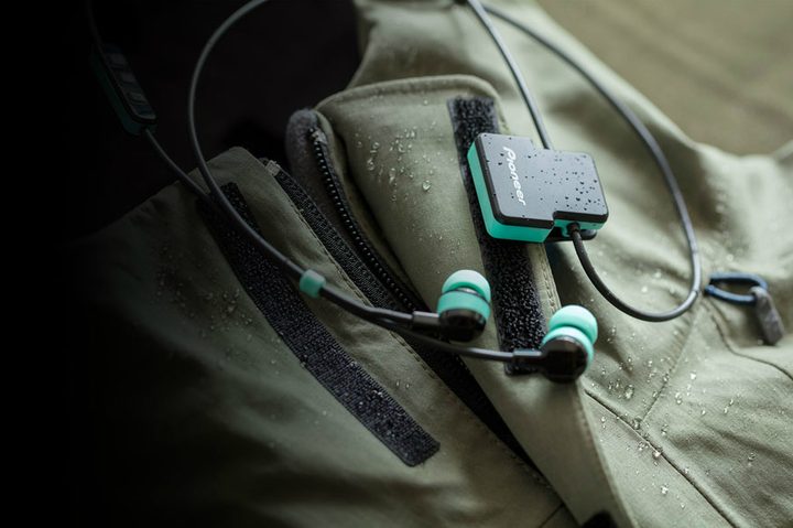 Pioneer ClipWear SE-CL5BT Bluetoth wireless earbuds