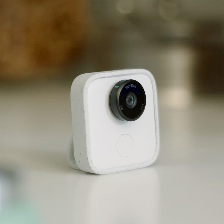 lifelogging google clips press close