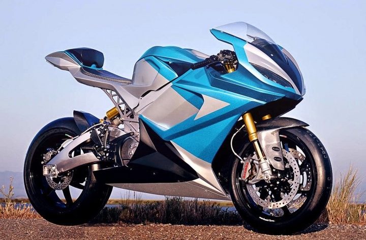 Lightning LS 218