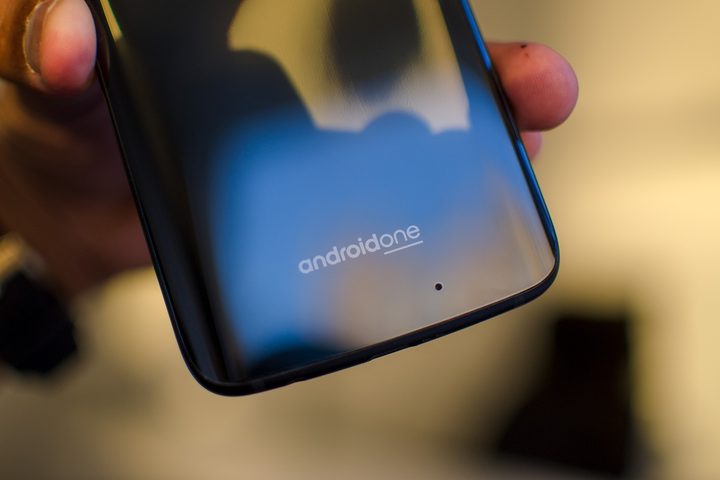 Moto X4 Android One review logo