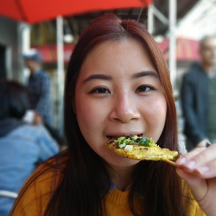 Moto X4 Android One review camera samples depth enabled woman