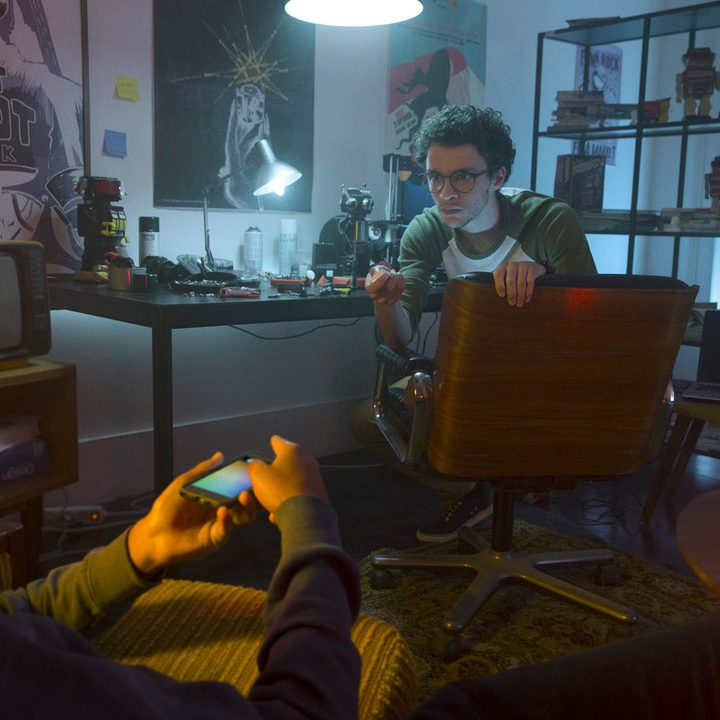 Spooky halloween lighting with Philips Hue Go.