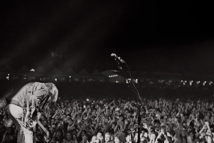 Tom Petty bw crowd