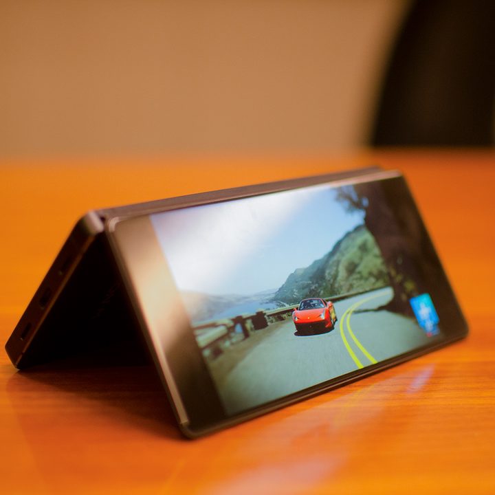 ZTE Axon M review