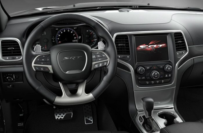 2018 Jeep Grand Cherokee SRT Race-Inspired Interior