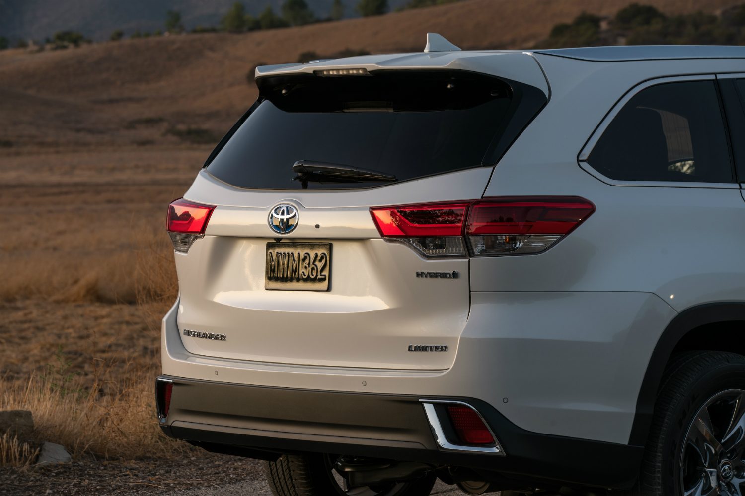 2018 Toyota Highlander Hybrid Limited Platinum