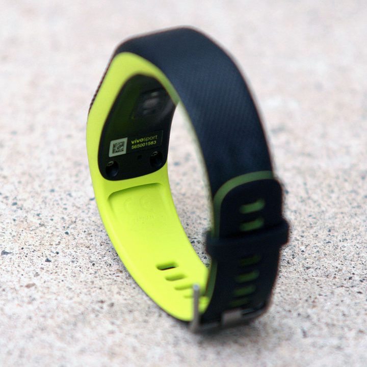 Garmin Vivosport review back