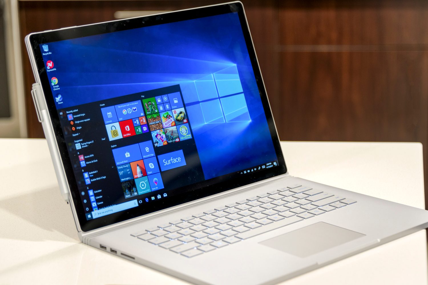Surface Book 2