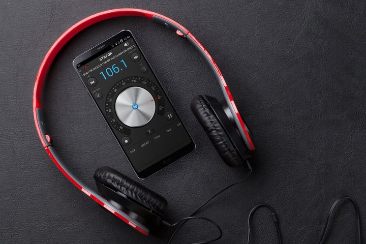 Smartphone FM radio