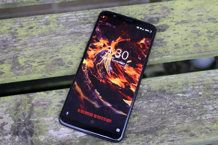 oneplus 5t review bench