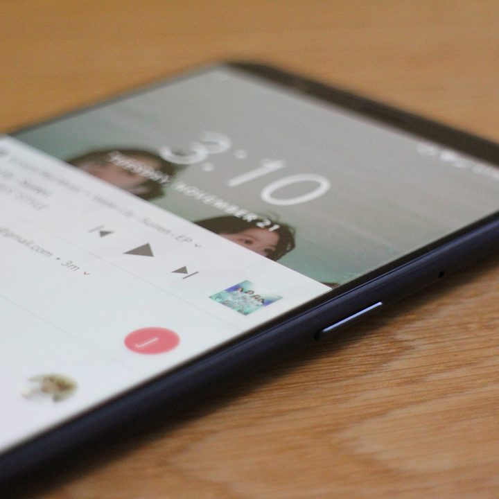 oneplus 5t review volume rocker