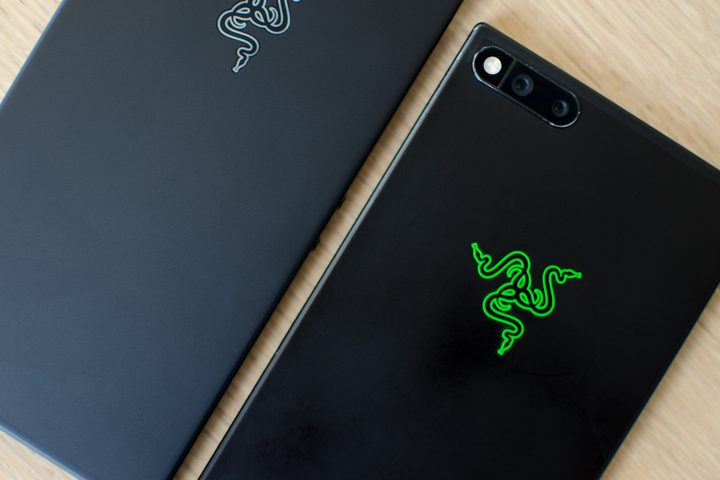 Razer Phone review back both
