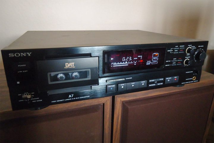 Digital Audio Tape DAT Player