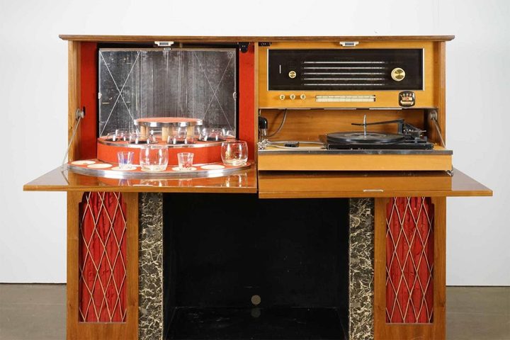 One piece Hi-Fi System