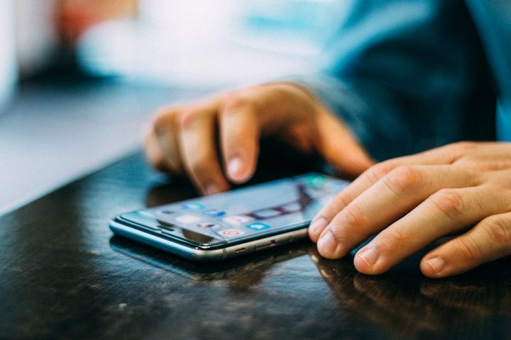 how to set up voicemail on an iPhone