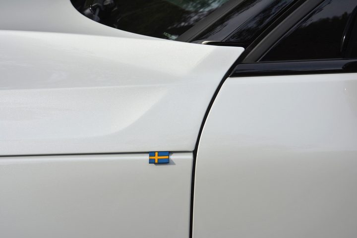2019 Volvo XC40 first drive review sweden