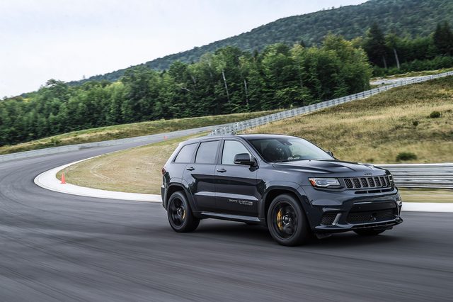 Lamborghini Urus Jeep Grand Cherokee Trackhawk