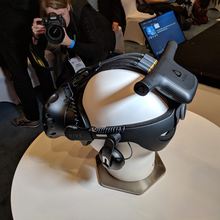 HTC Vive Wireless Adapter