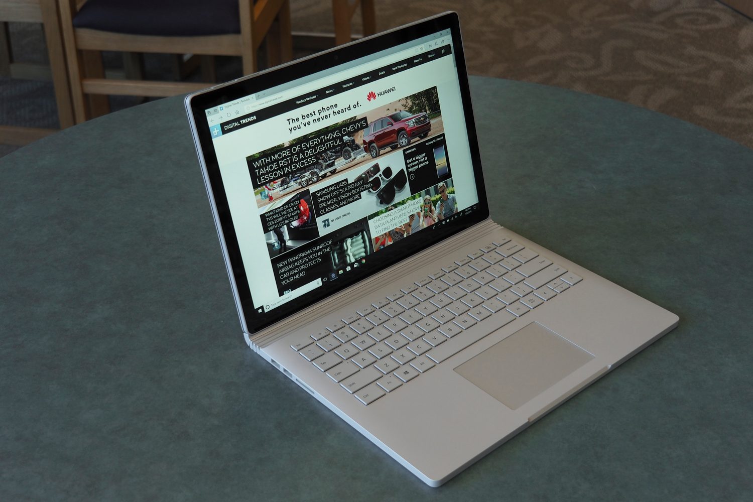Microsoft Surface Book 2 13 Review