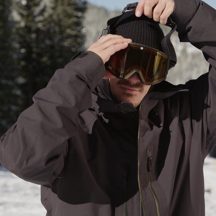 outdoor retailer winter 2018 spy ace ec goggles innovation award tint shifting awards 8