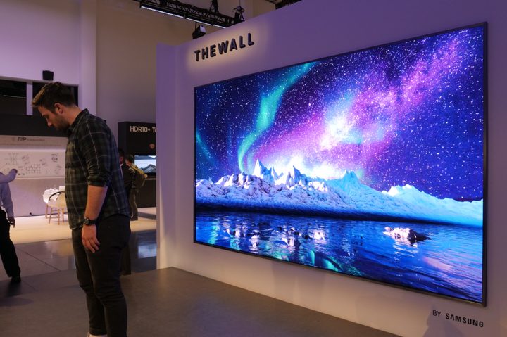 Samsung 146-inch TV