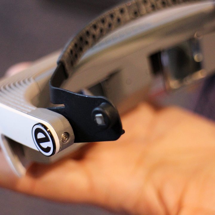 esight smart glasses blind amazing logo cs