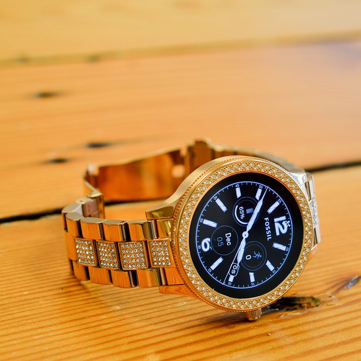 Fossil Q Venture review on crown