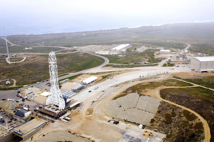 spacex falcon heavy horizon