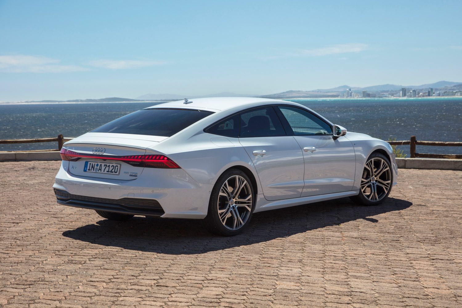 2019 Audi A7 Review