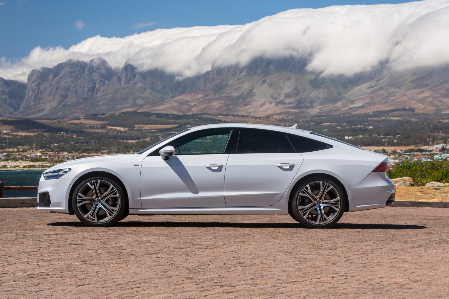 2019 Audi A7 Review