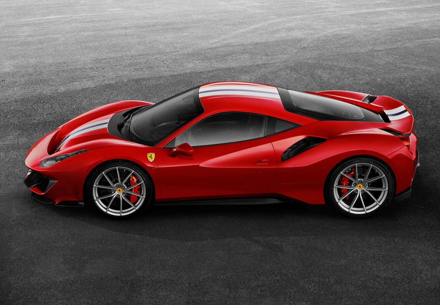 ferrari 488 pista 2019 4