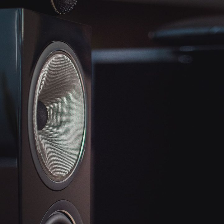 Bowers & Wilkins 702 S2 review