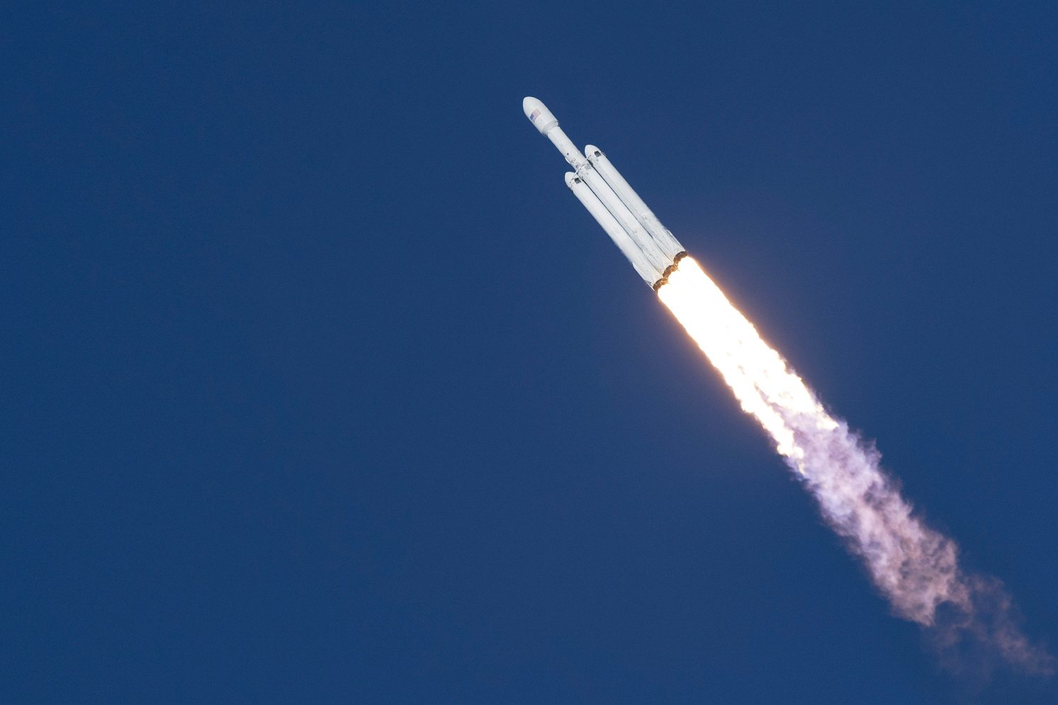 spacex falcon heavy launch success us space aerospace