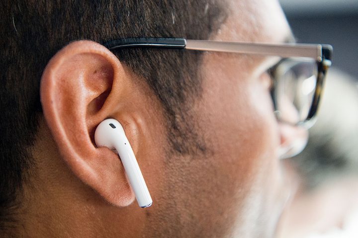 apple airpods siri