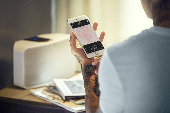 bluesound vs sonos pule mini phone