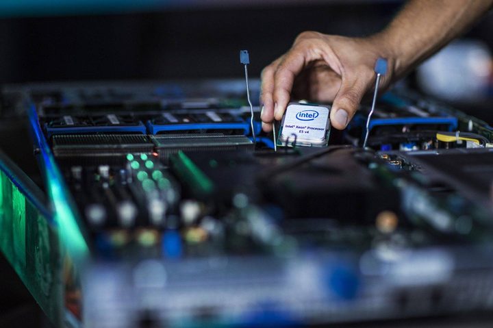 intel exploits meltdown specture processor