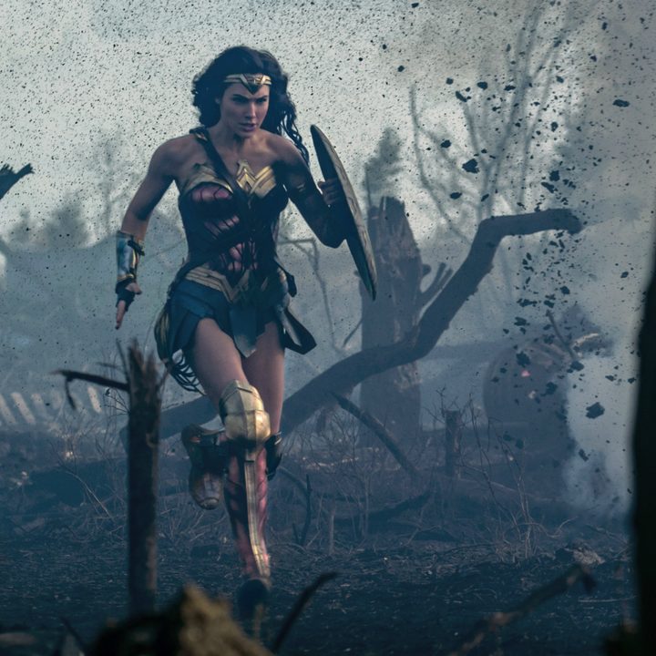 Wonder Woman running through the trenches.